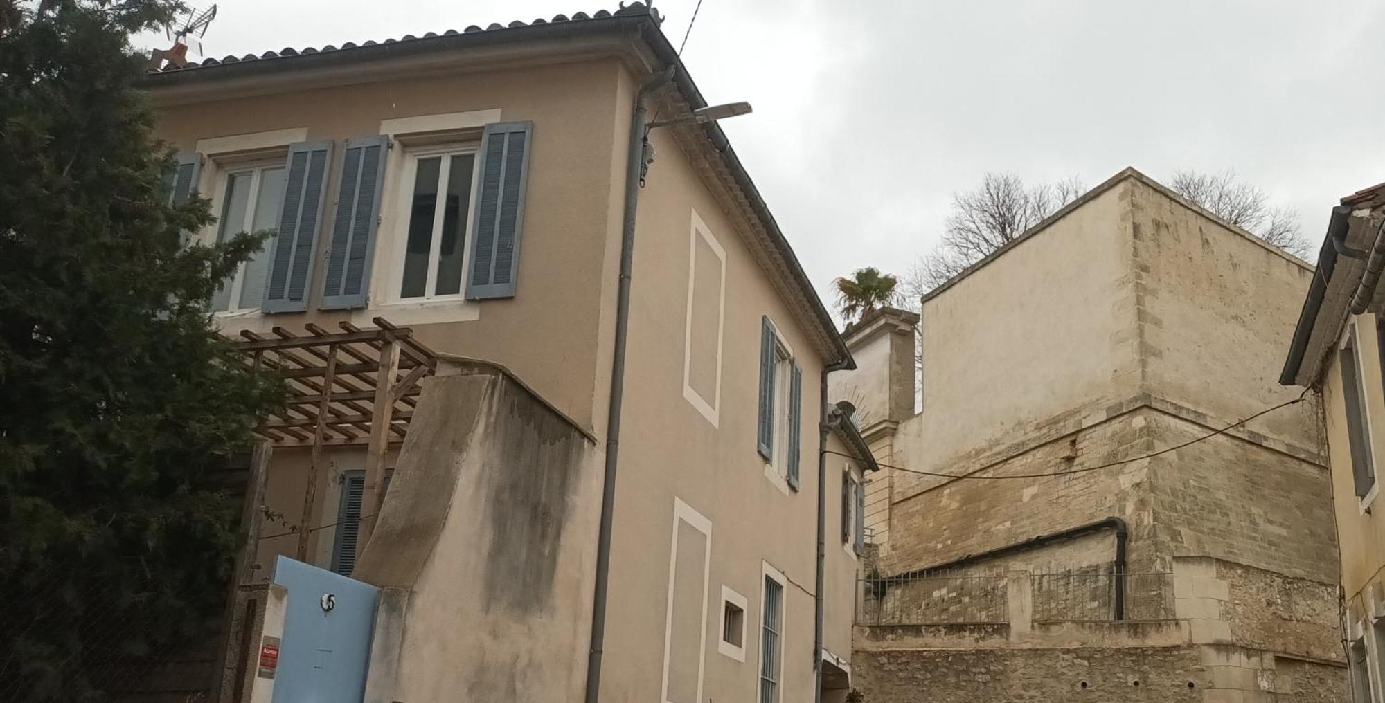 Maison Rulman نيم المظهر الخارجي الصورة